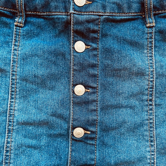 2000s Denim Skirt - Picture 2 of 5